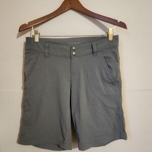 Columbia Women's Gray Shorts